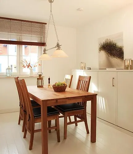 Haus 107, Wacholderweg 7 Karlshagen